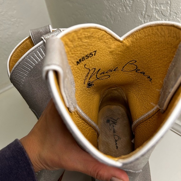 Silver Metallic Macie Bean Western Cowgirl Boots (Size 7.5) - Picture 2 of 7